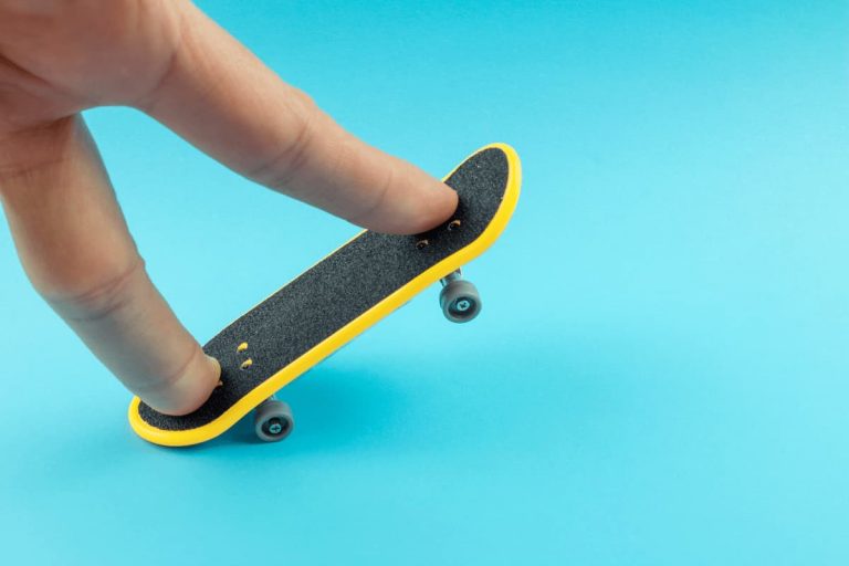 fingerskate